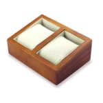 <b>WALNUSS | SAND</b> <br><small>Uhrenhalter Holz beige | 2 Uhren</small>