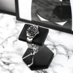 <b>SILVER</b> <br><small>Marble watch stand silver</small>