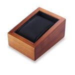 <b>WALNUSS | TINTE</b> <br><small>Uhrenhalter Holz dunkelblau | 1 Uhr</small>