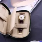 <b>EMERALD</b> <br><small>Watch case green | 2 watches</small>