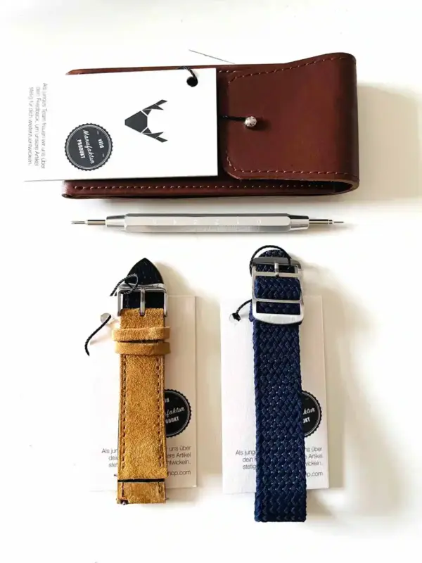 leder-uhrenetui-mit-uhrenarmbaender-und-tool-vild-hamburg